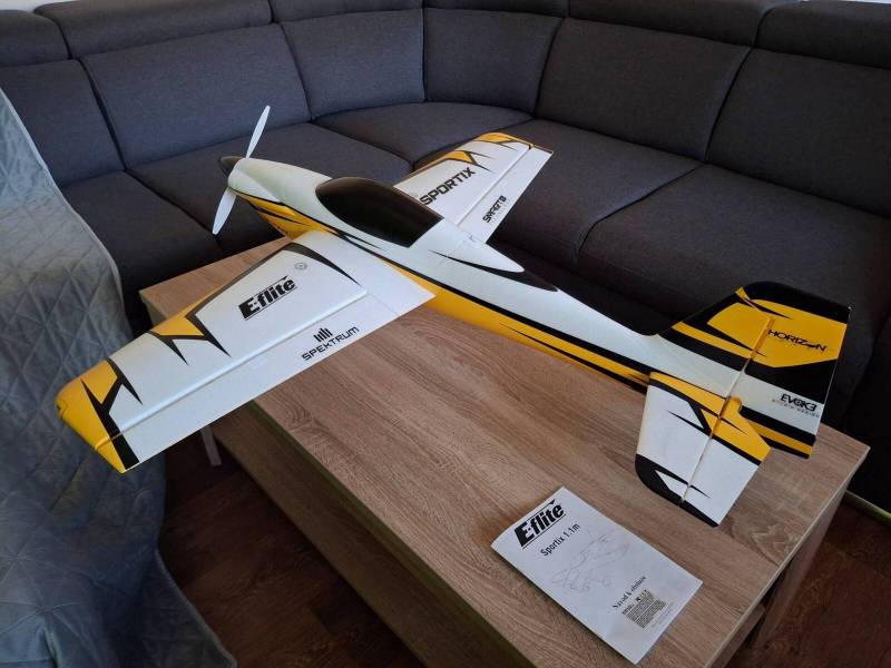 Sportix- E-Flite 1,1 ( Nový )