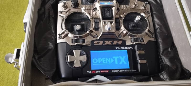 Vysílač TURNIGY 9XR Pro MOD 2