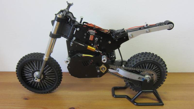 RC motorka ARX-540 1:4