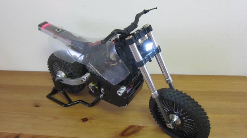 RC motorka ARX-540 1:4