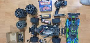 Traxxas rustler VXL 4X4 RTR
