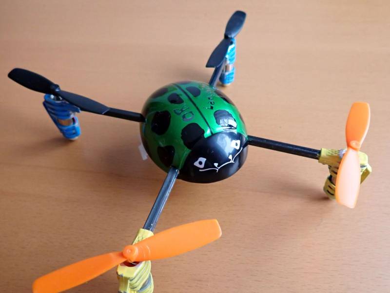 RC souprava Walkera deVention s dronem