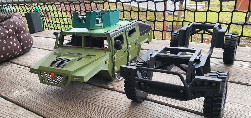 Karoserie URO Vamtac