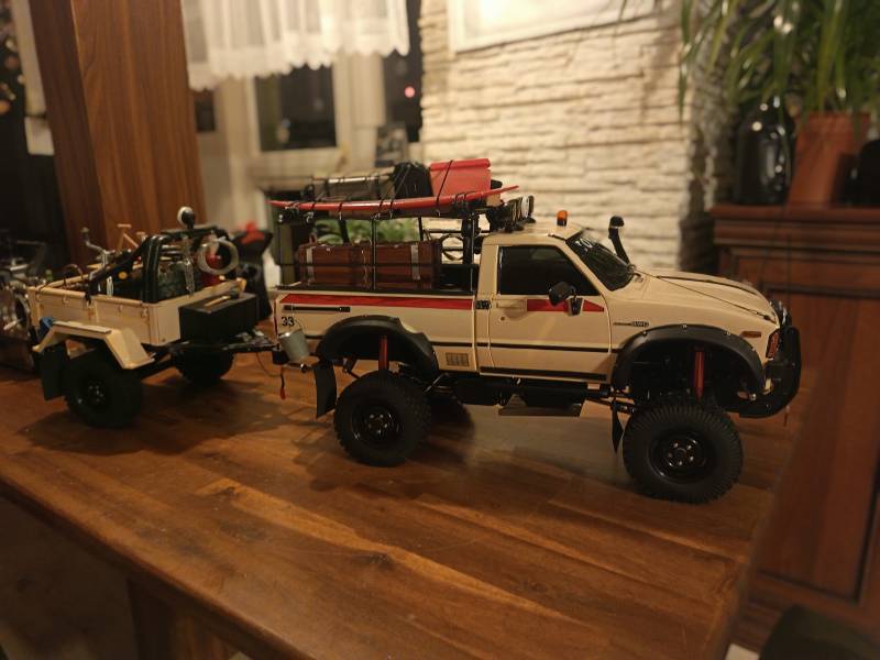 RC Toyota HiLuxHighLift 4x4 Tamyia