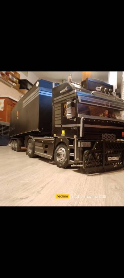 RC LIAZ Xena+návěs 1/8