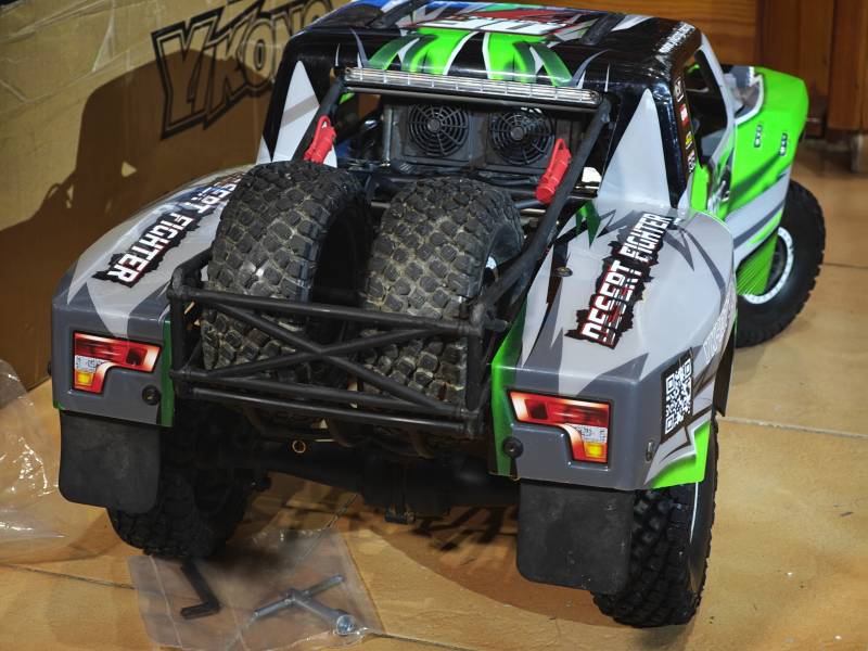 Trophy Truck 1/7 Scale RC Brushless Yikong DF7 v3