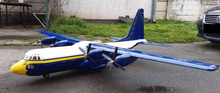 Predám RC polomaketu lietadla C-130 Hercules