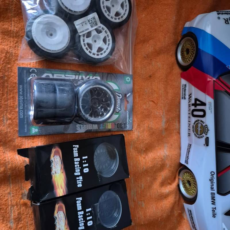 BMW M3 E30 DTM od HPI