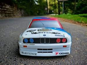BMW M3 E30 DTM od HPI