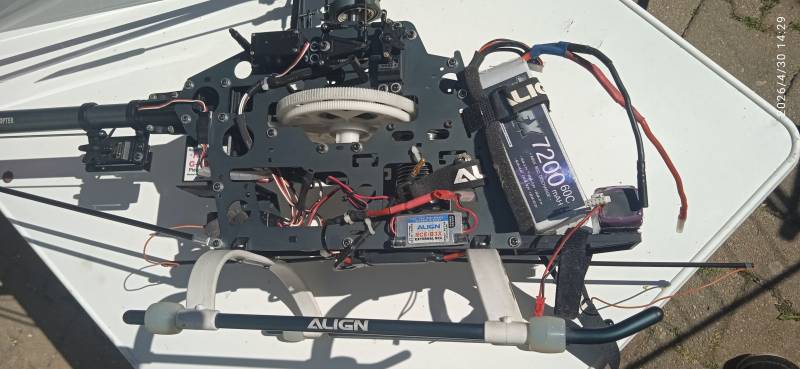 Prodám 3D vrtulník T Rex 600 - 8.000 kč
