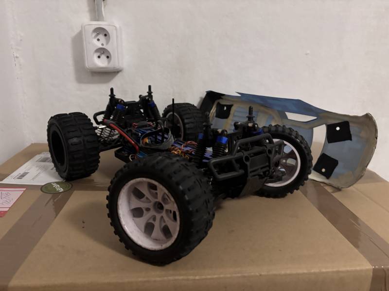 RC auto Himoto Monster Truck 1:10