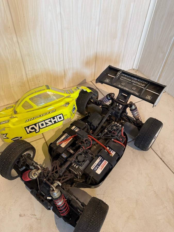 RC modely Kyosho, XRAY PRO