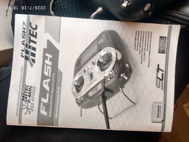 Hitec FLASH 7