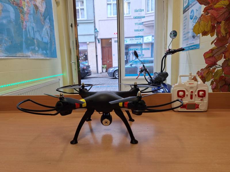 RC DRON Syma X8C