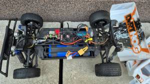 Kyosho 1:10 EP 4WD RACING BUGGY R/S DIRT HOG PRODÁ